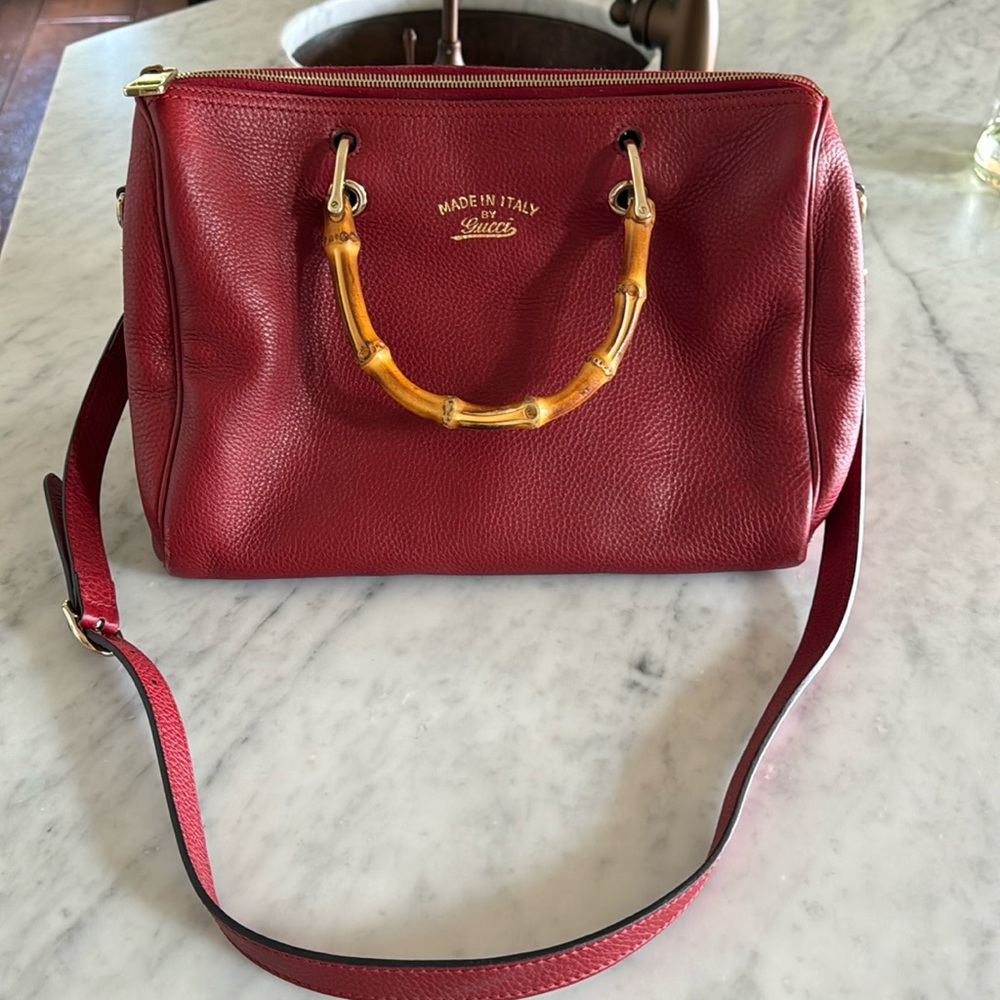 Gucci handbag in Red leather in excellent condition